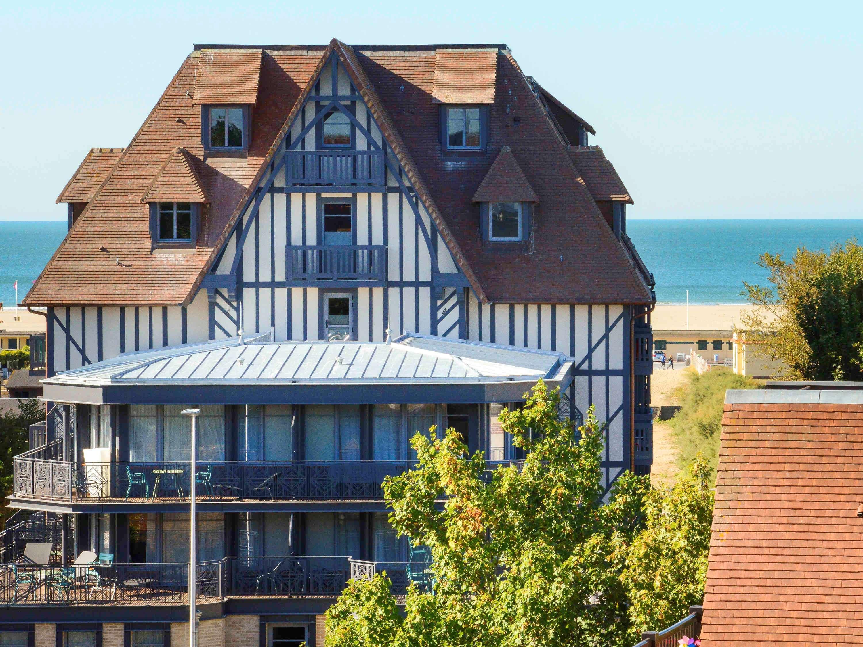 Novotel Deauville Plage Eksteriør billede